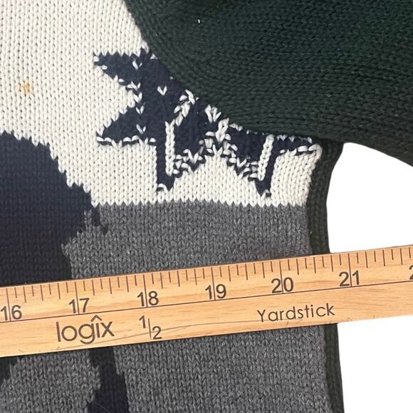 Holiday Dad Sweater Mens Medium Green Cotton Knit Moose Elk Snowflake Gift Idea - Picture 5 of 9